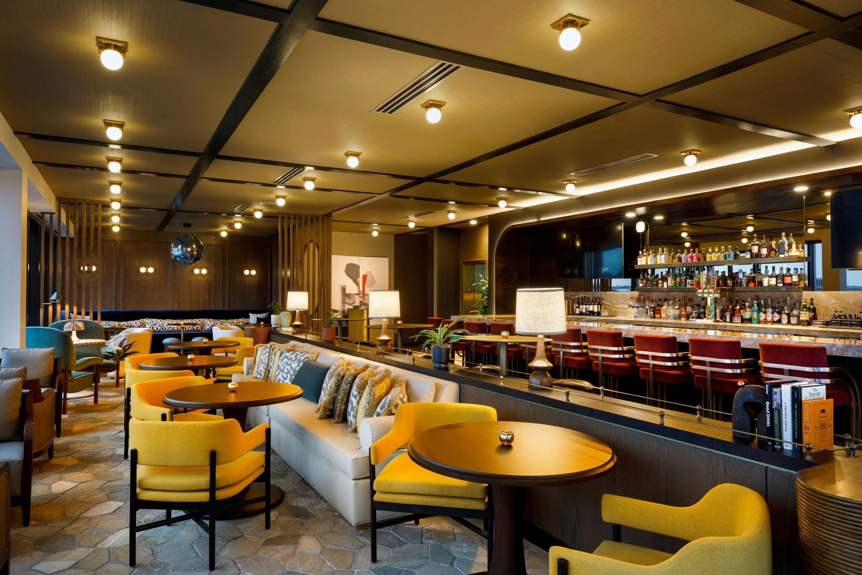 Hotel Indy, Indianapolis, a Tribute Portfolio Hotel - אינדיאנאפוליס - בר