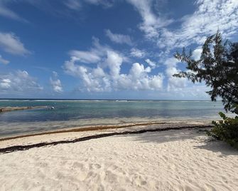 Peaceful Penthouse Getaway with Stunning Views - Cayman Brac - Playa