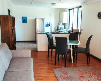 Warrawong on the Darling - Wilcannia - Dining room