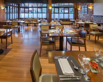 إن إتش باريلوتشي إيديلفايس - سان كارلوس دي باريلوتش - مطعم