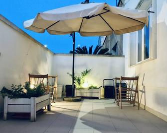 Entire cottage a few kilometers from the sea - Poggiardo - Balcon