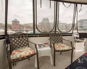 Boston Harbor Yacht, Ac/Heat, Walk To North End Wifi - בוסטון - פטיו