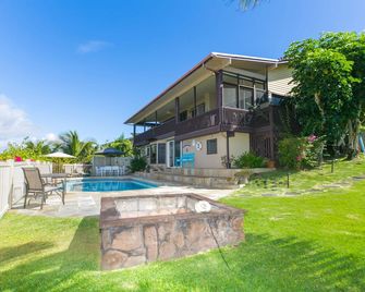 Rainbow Inn Aiea. Panoramic Pearl Harbor View. Fully Licensed 1990/Nuc-2376 - Aiea - Pool