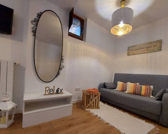 Apartamento Superior - Espinama - Olohuone