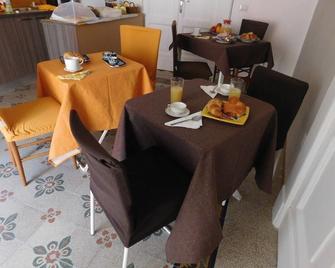 B & B Amore - Vietri sul Mare - Restaurante