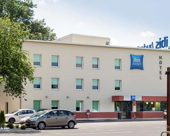 ibis budget Rodez - Rodez - Building