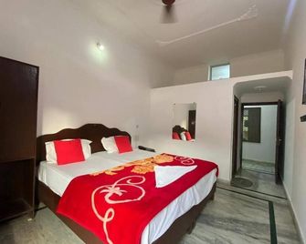 Karma Hostel - Khajuraho - Habitación