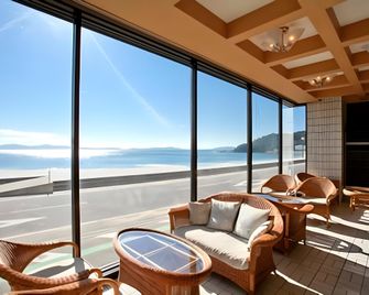 Shinojima Royal Hotel Kasuisou - Minamichita - Balkon