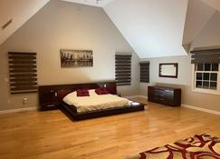 Home to relax - Norwalk - Bedroom