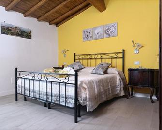 B&B Il Grifo - Bomarzo - Camera da letto