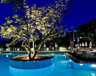 Caravia Beach Hotel & Bungalows - Kos - Piscina