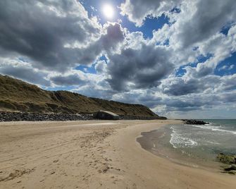 5 Star Holiday Home in Hjorring - Hjørring - Strand