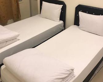 Petek Hotel - Gaziantep - Slaapkamer