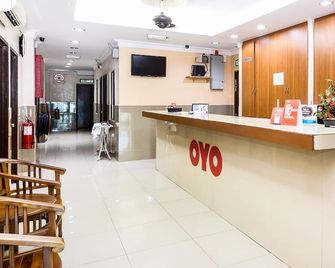 Hotel O Ayuni Hotel - Bandar Baru Bangi - Front desk