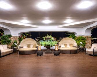 The Volare Ascend Hotel Collection - San Clemente - Lobby