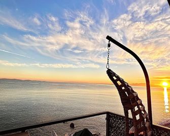 Ada Tiny House - Küçükkuyu - Balcony