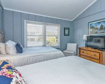 Classic NC Charming Beach House on Bald Head Island; sunset views and single level home - Bald Head Island - Habitación
