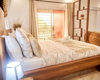 Residence Alicia Grand Studio Furnished Luxury And Elegance - Bingerville - Habitación