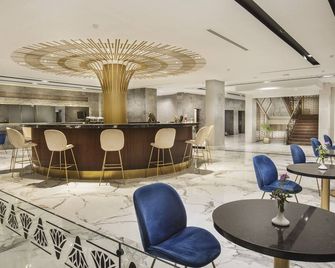 Pyramisa Hotel Luxor - לוקסור - בר