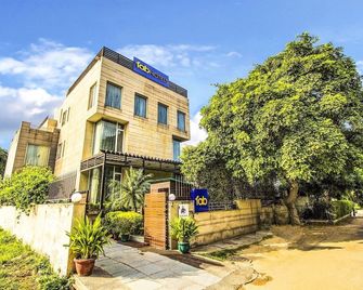 Fabhotel Raj Darbar Iffco - Gurugram - Edificio