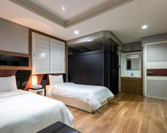 Incheon Wolmido Galaxy Hotel - Incheon - Habitación