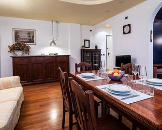 Italianway - Gradisca 8 - Udine - Comedor