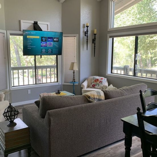 Living room view of Creekside Cabin Under the Sycamores