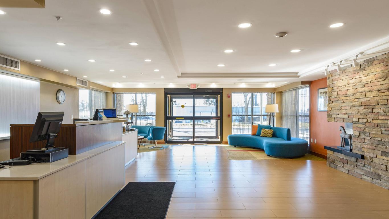 Fairfield Inn by Marriott Manchester-Boston Regional Airport