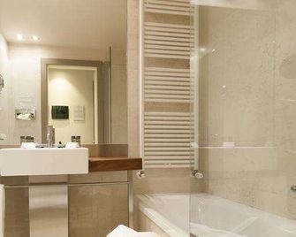 Hotel Barrage - Pinerolo - Спальня