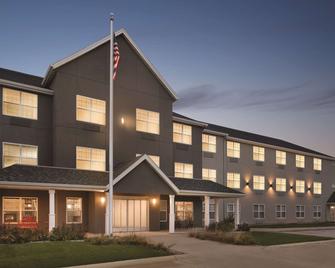 Country Inn & Suites by Radisson, Cedar Falls, IA - Cedar Falls - Budynek