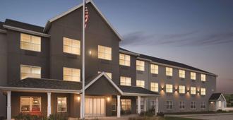 Country Inn & Suites by Radisson, Cedar Falls, IA - Cedar Falls - Edifício
