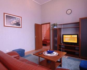 Hotel Rus - Barnaul - Living room