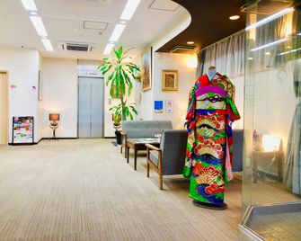 Business Hotel Ozawaya - Tachikawa - Лоббі