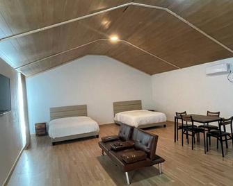 Cozy studio in charming Fort Worth with AC, WiFi - Fort Worth - Sypialnia