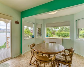 Linger Longer Lakeside Cottage - Oroville - Comedor