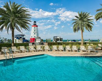 Faro Blanco Resort Marathon Florida Keys, Curio by Hilton - Marathon - Piscina