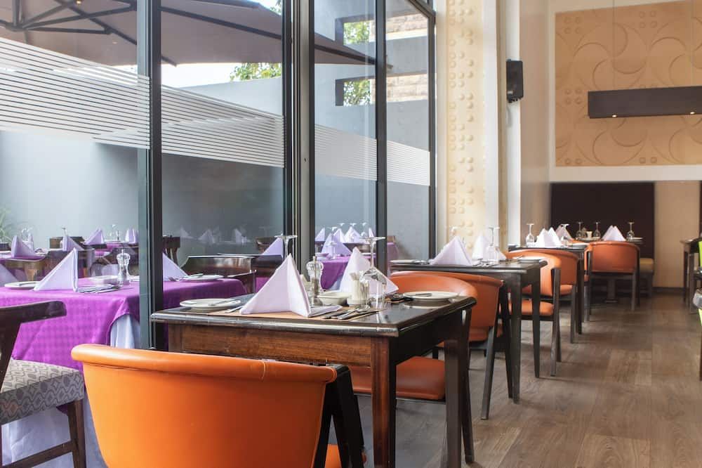 Swiss-Belinn Nairobi thumbnail 2