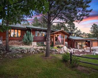 New! Glamping A-Frames, Stargazer 2 At Dakota Dream - Custer - Bâtiment
