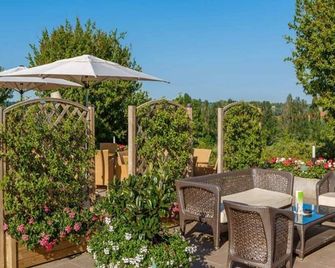 Golf Residenza - Peschiera del Garda - Patio