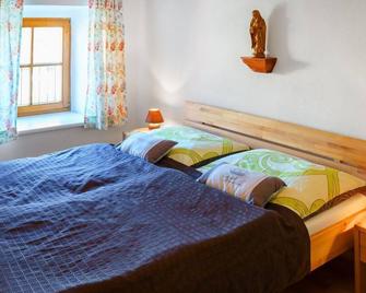 Wohnung 1 - Ferienwohnungen Gutshof - Riegersburg - Schlafzimmer