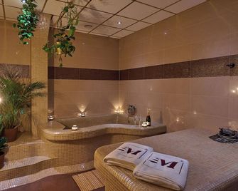 Sky Business Hotel - Legnica