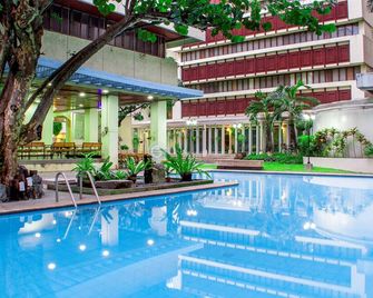 Aim Conference Center - מנילה - בריכה