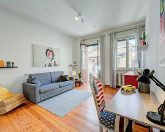 Casa Rachele Stresa Center - Happy Rentals - Stresa - Obývací pokoj