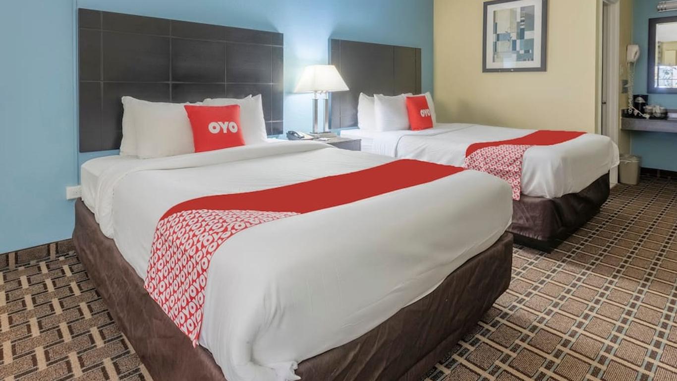 OYO Hotel Knoxville Tn Cedar Bluff I-40