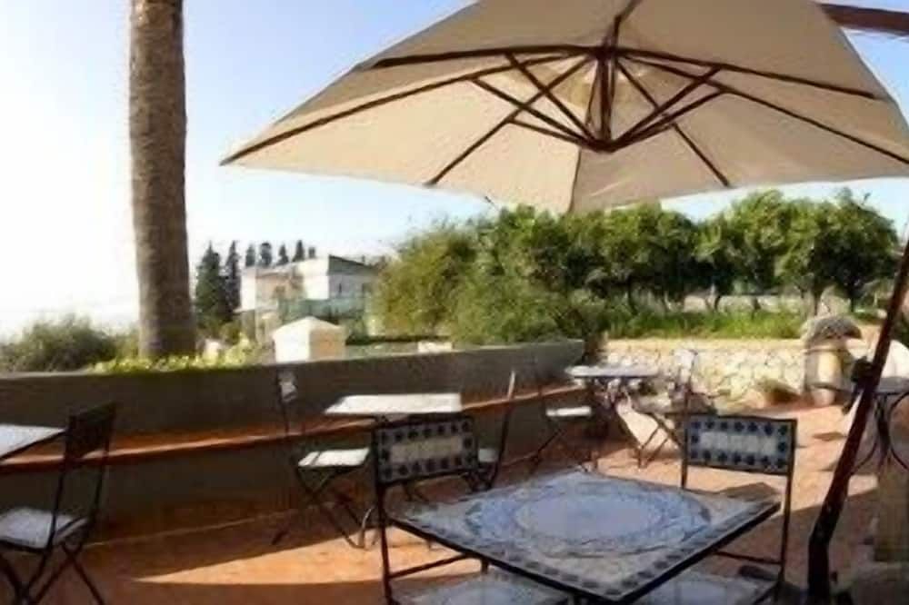 Bouganville B&B - צ'פאלו - מרפסת