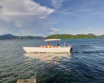 Sand Island Beach and Dive Resort - Culion