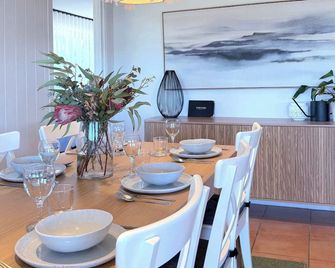 4br Retreat Near Mclaren Vale Wineries Adelaide - Clarendon - Comedor