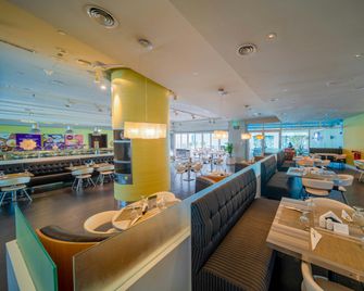 Premier Inn Abu Dhabi Capital Centre - Abu Dhabi - Restaurante