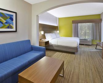 Holiday Inn Express & Suites Milford, An IHG Hotel - Milford - Bedroom