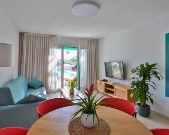 Nazaret Apartments - Costa Teguise - Soggiorno